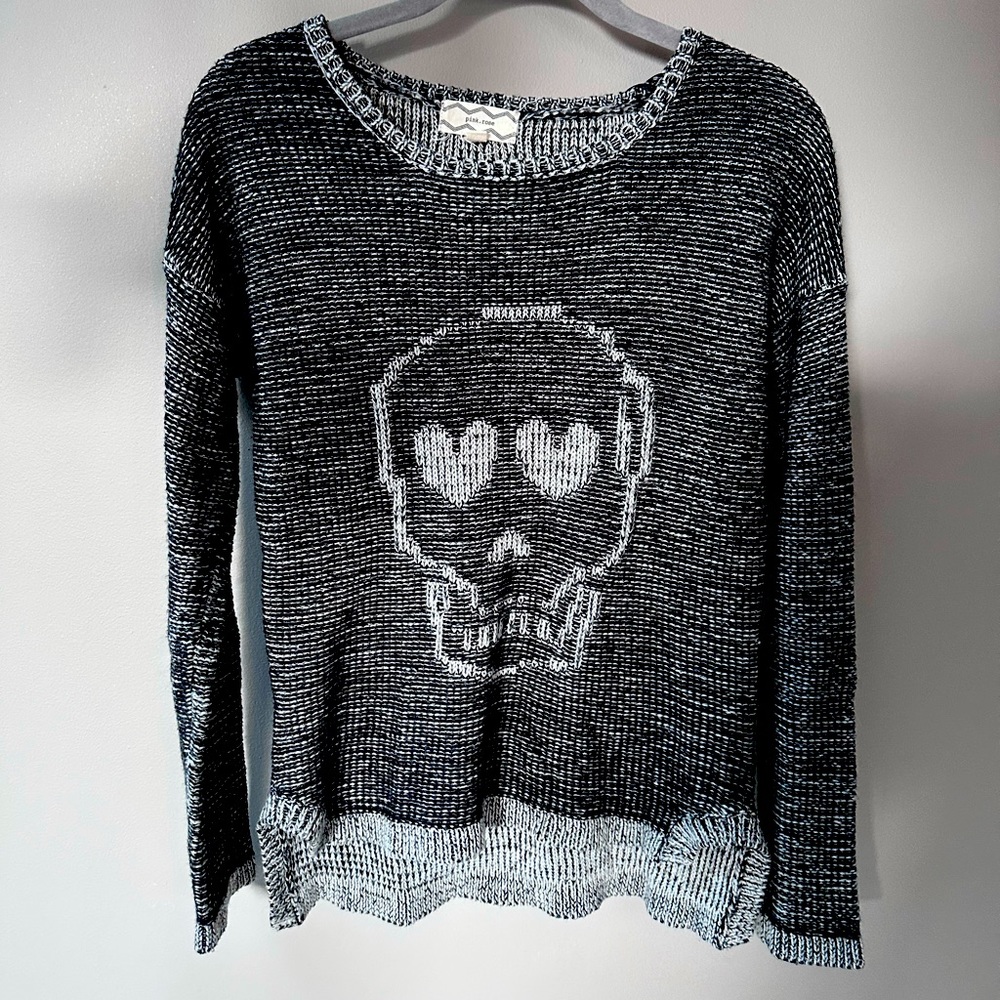 Skull Knit Gray Sweater